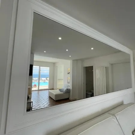 Krailo Villa